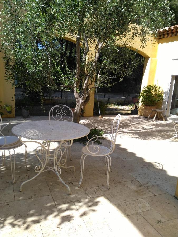 Chambres De La Terre Blanche Sanary-sur-Mer Zewnętrze zdjęcie